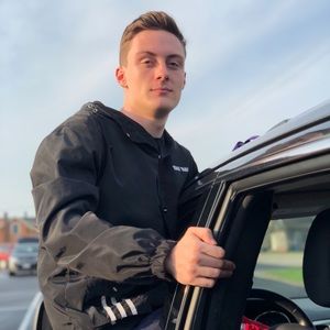 Meet your Posher, Jake